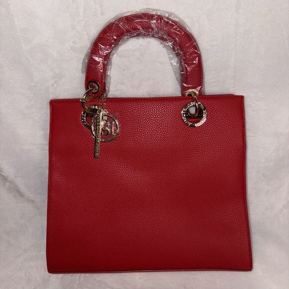 Badgley Mischka Big Logo eyelet Red Tote - W/Keychain BM-4040-RED - Picture 1 of 8